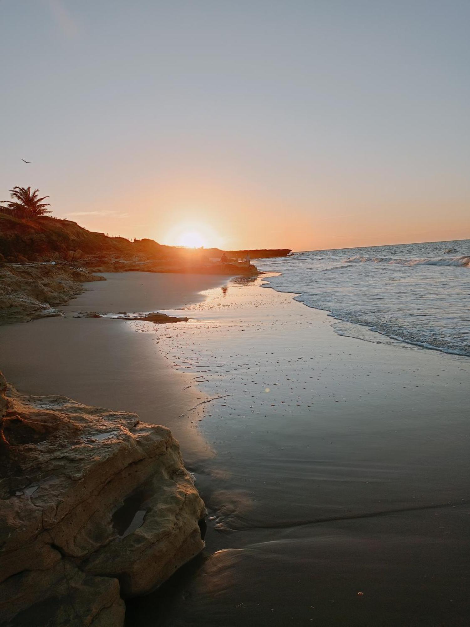 Paradise Beach Fortim Bagian luar foto